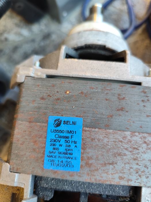 Szlifierka i silniki elektryczne