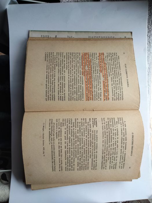 ZAMORA (Juan Clemente) – O Processo Histórico