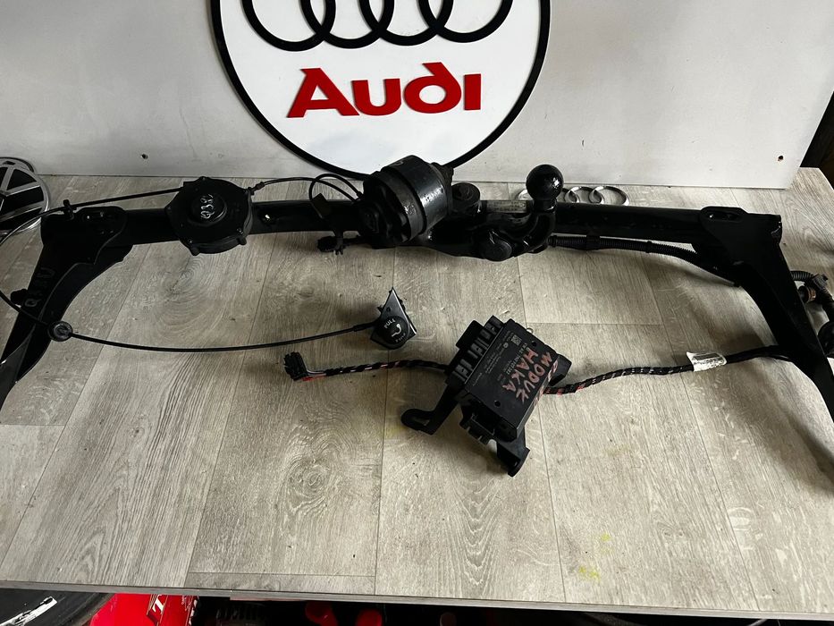 AUDI Q3 HAK HOLOWNICZY elektryczny 8U0971541 MODUŁ STEROWNIK HAKA 7N0907383 8U0803880D