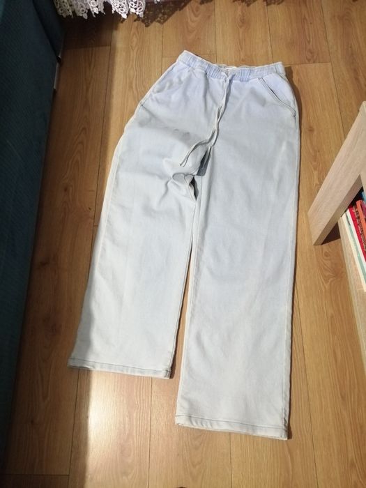 Spodnie szerokie nogawki denim Cropp 40