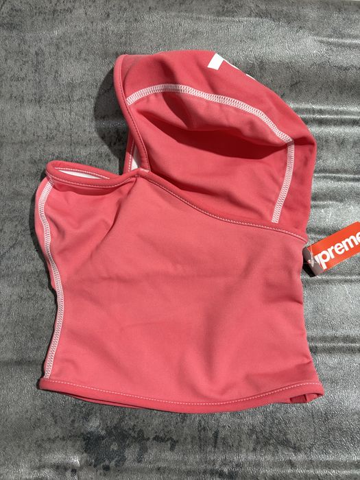 Балаклава supreme змінює колір