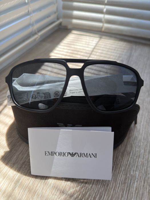 Сонцезахисні окуляри EMPORIO ARMANI