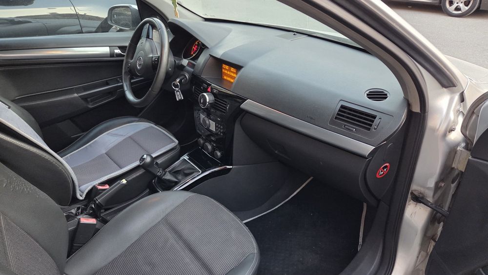Opel Astra Caravan