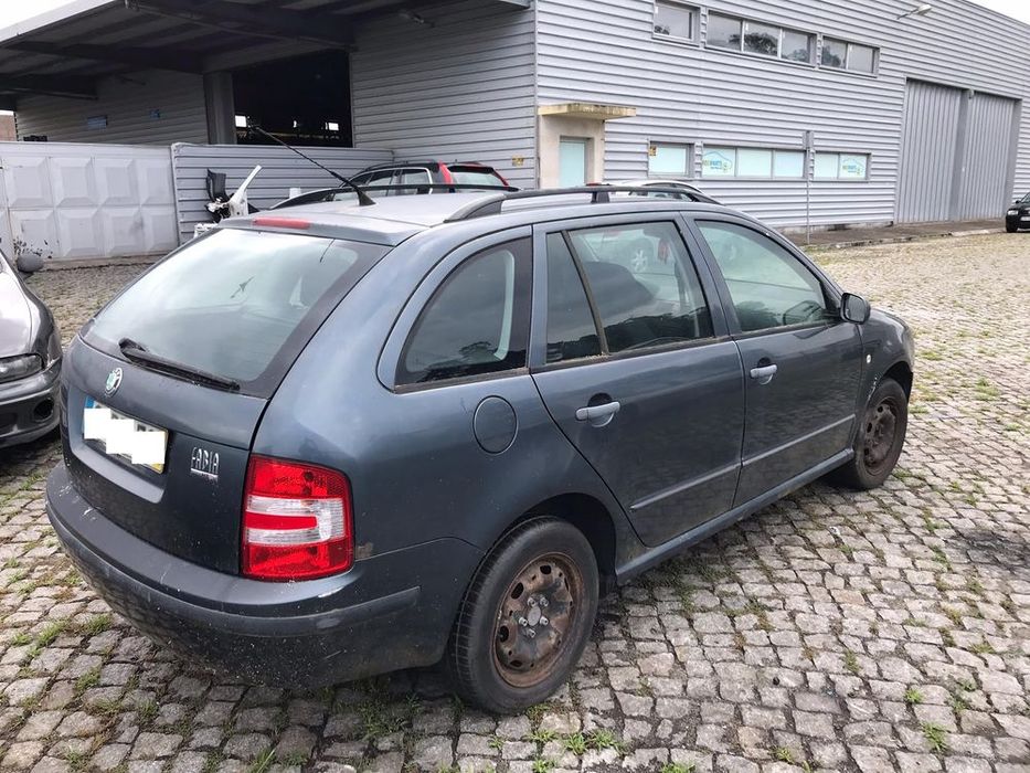Skoda Fabia Break 1.2cc 2006 - Para Peças
