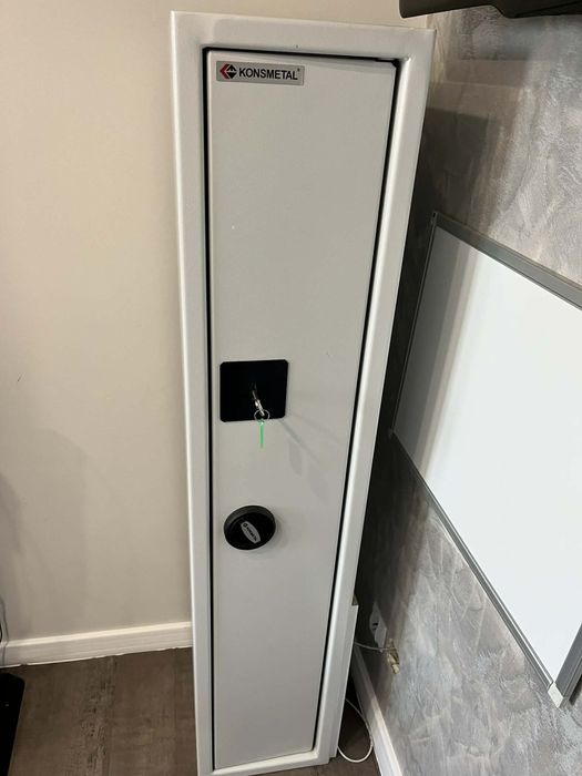 Szafa na 5 szt. Broni długiej Arsenał