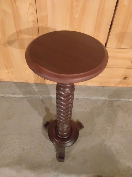 Solid Wood Stand (New)64752097653889120