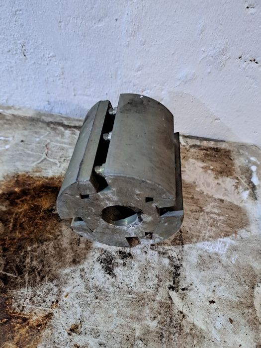 Продам дві фрези по дереву