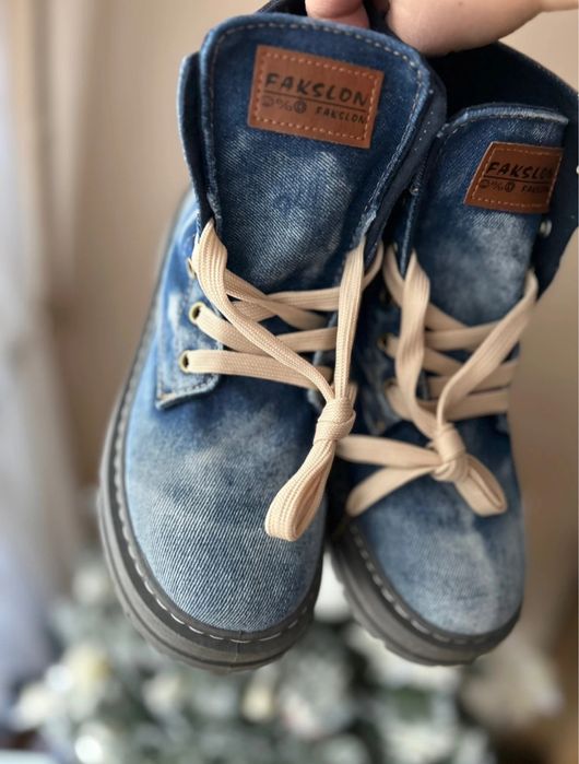 Jeansowe stylowe botki trapery