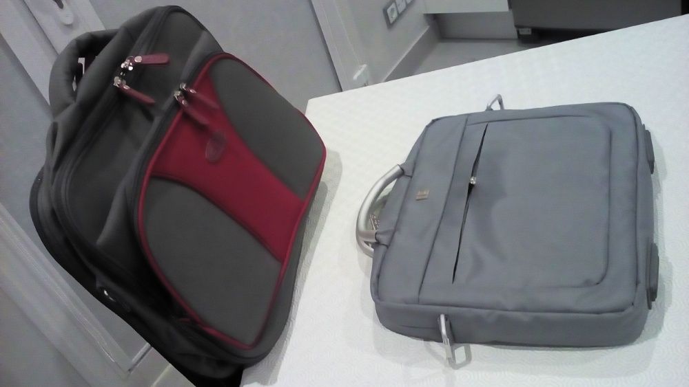 Mala acolchoada p/ transporte de portátil - gd capacidade arrumação