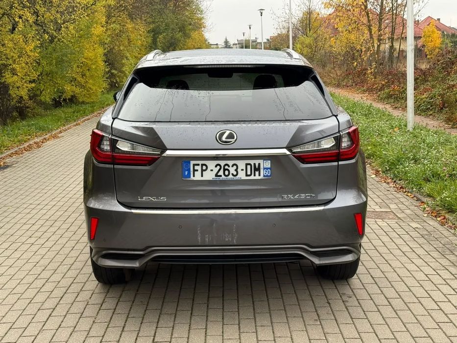Lexus RX Europa.  Wersia F Sport