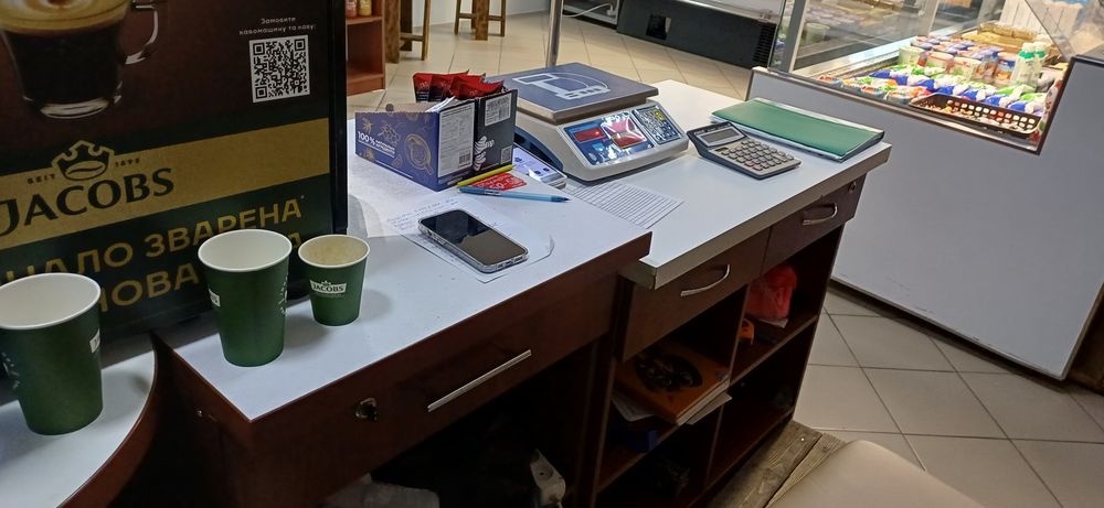 Меблі для магазину торгове обладнання