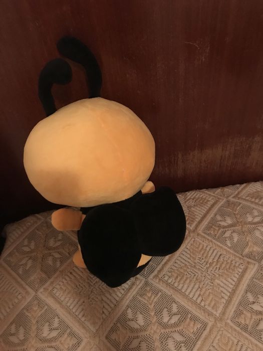 Vendo peluche abelha 30cm em bom estado