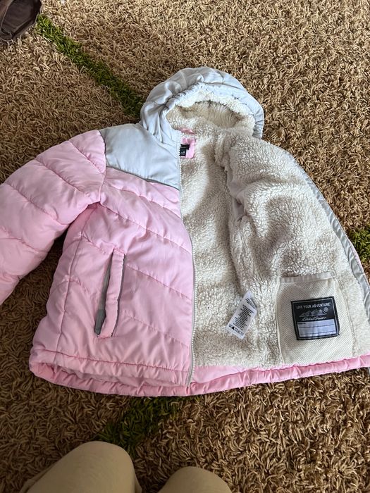 Куртка зимова на дівчинку