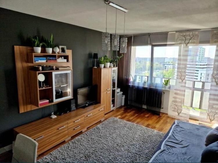 Pokój/Room Niepoleglosci 9/11 parking metro Wilanowska od kwietnia