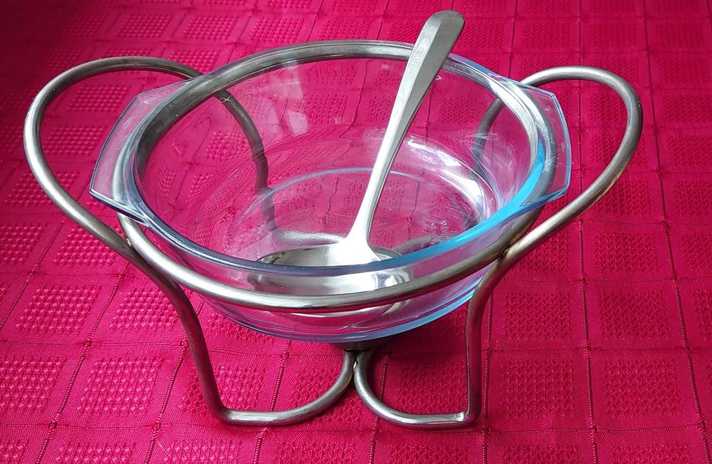 Naczynie żaroodporne, sosjerka z podgrzewaczem. Marinex