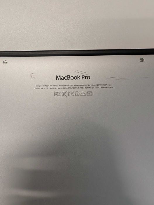 Macbook Pro (2014) 15" | 16 Gb | 256 Gb