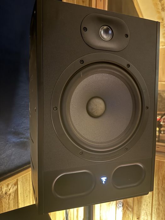 Colunas Focal Alpha 80
