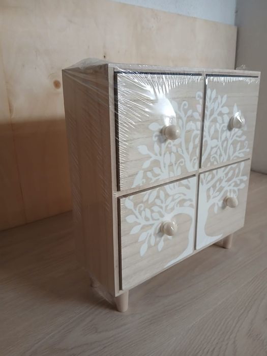 Porta-jooas/armário arrumação