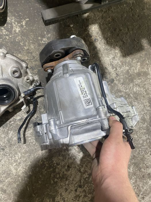Раздатка BMW G05 50EX