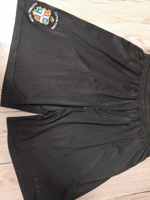 Spodenki   męskie piłkarskie