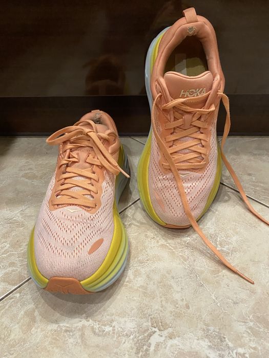Hoka Bonbi 8 Жіночі