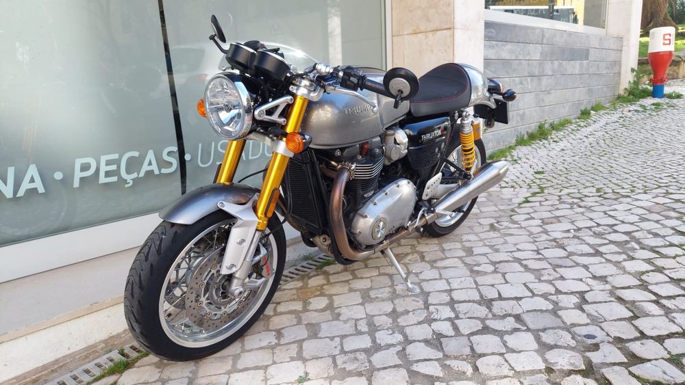 Triumph Truxton R 1200