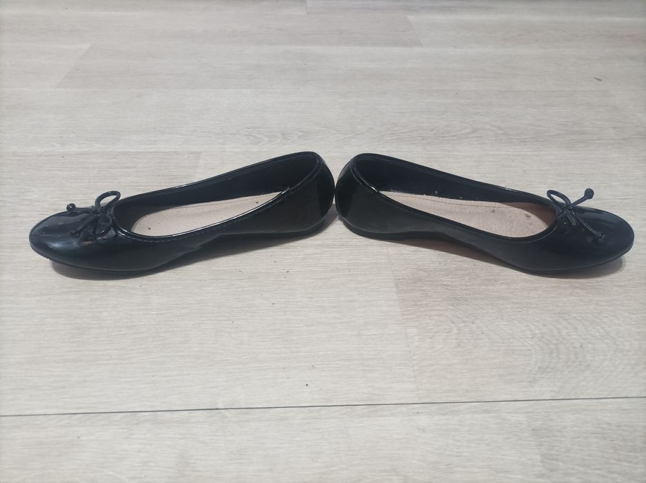 Baleriny damskie lakierowane roz.38