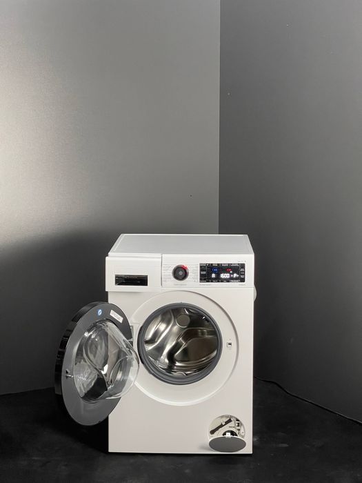 22 рік Пральна машина  Bosch 8 Series WAX32MM0FG/01 9 kg. A+++
