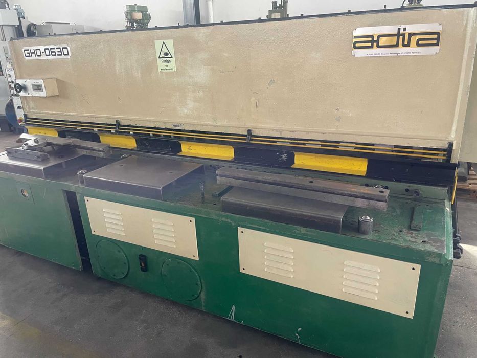 Guilhotina Hidráulica ADIRA GHO-0630