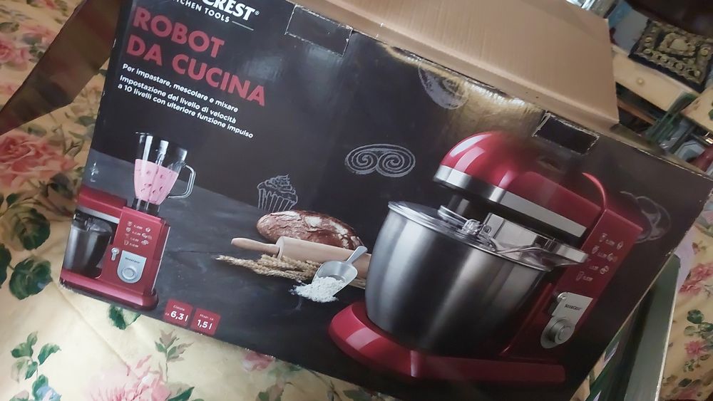 Robot batedeira / amassadeira