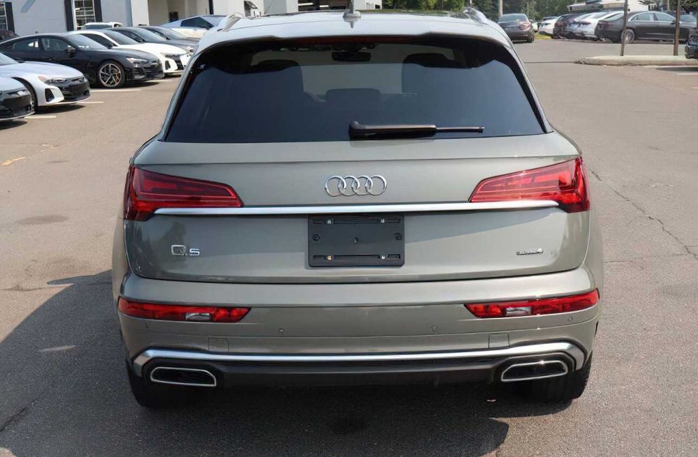 Audi Q5      2024