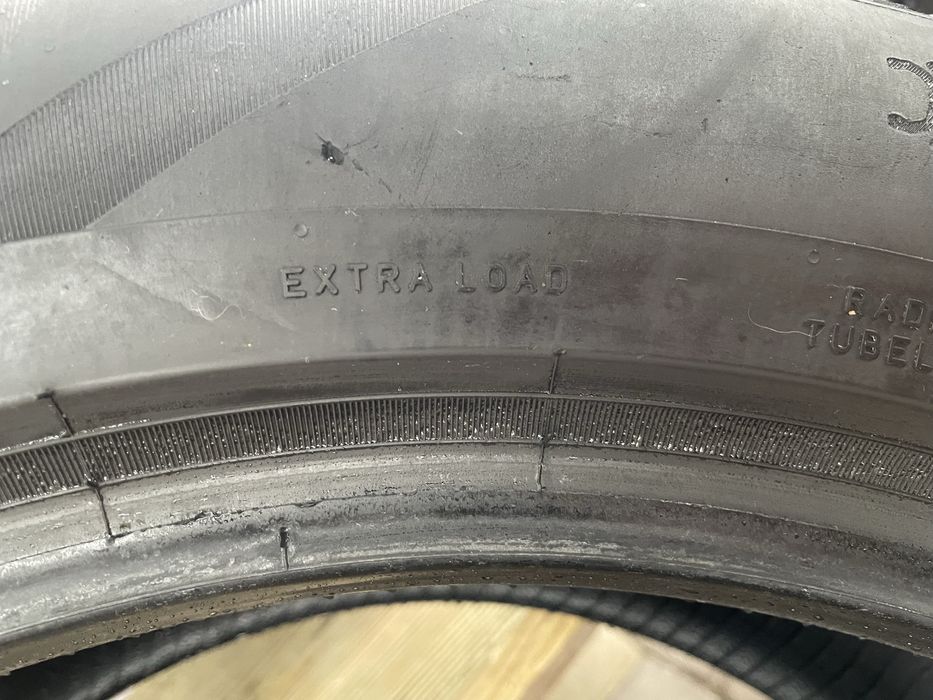 Pirelli Scorpion Zero All Season 255/55/R19