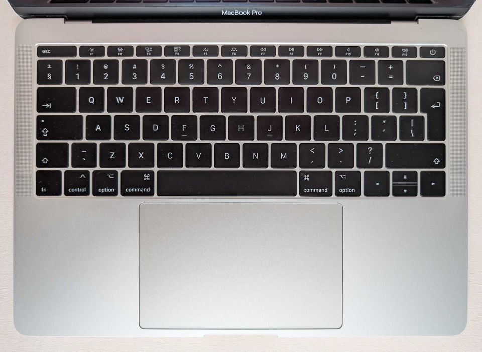 Laptop MacBook Pro 13 2017 A1708/13.3/i5/8/SSD128/macOS Sequoia 15.7.1