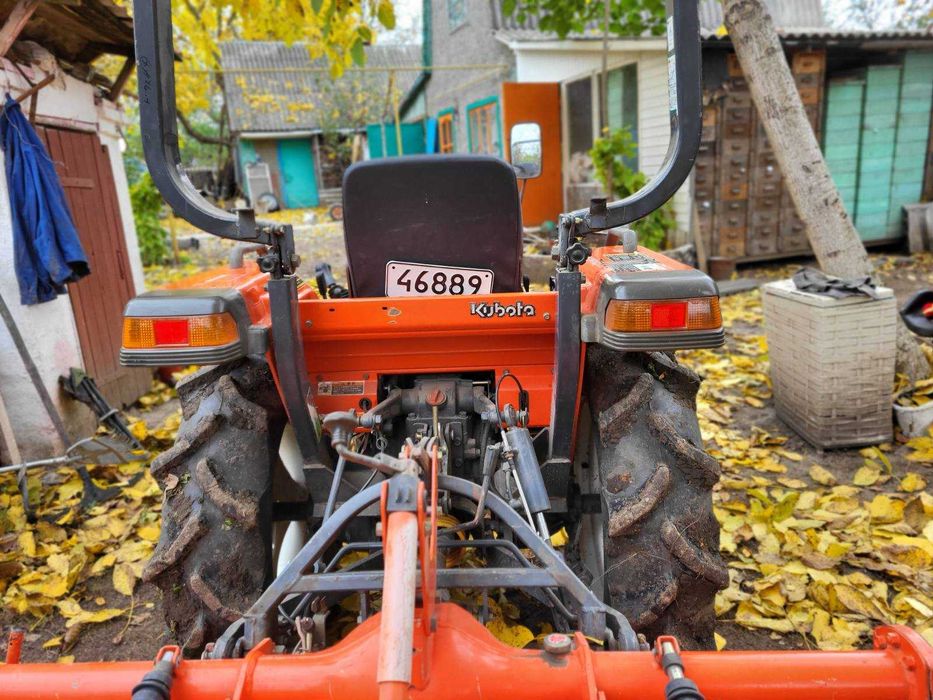 Тракторець Kubota GL221