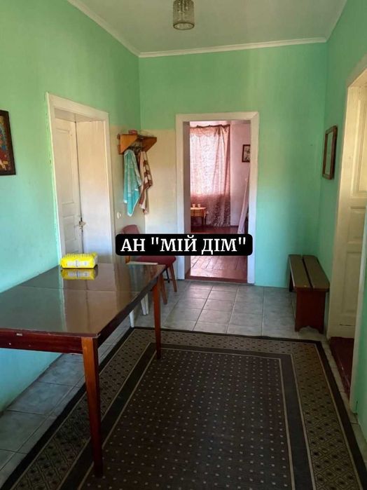 Продається будинок  поруч м.Чоп , і  по сертифікату