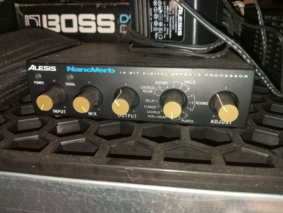 Efeito digital boss nanoverb
