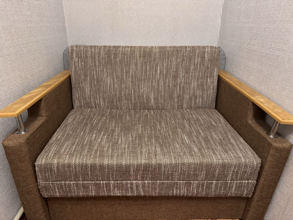 Диван малютка.