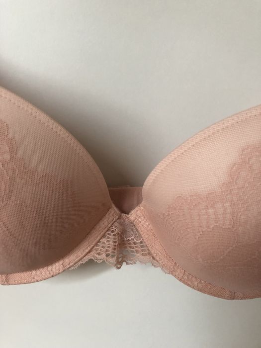 stanik Triumph push up 75 D