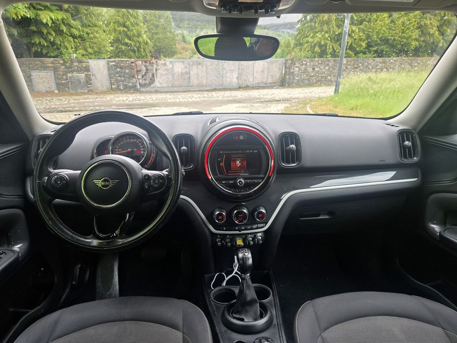 Mini Countryman híbrido gasolina automático — photo 5
