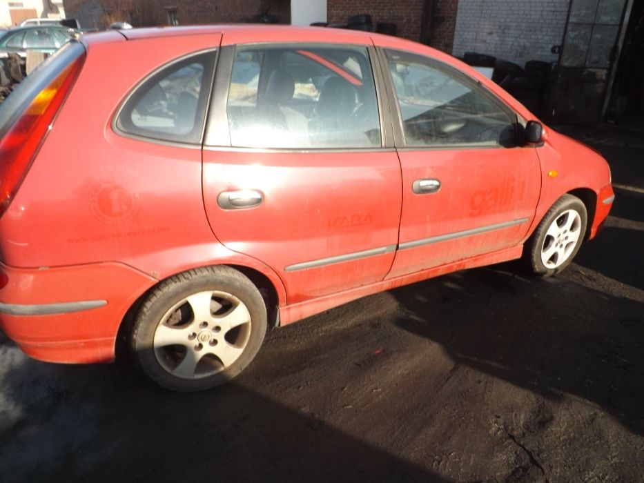 nissan almera tino 1,8 16v na części