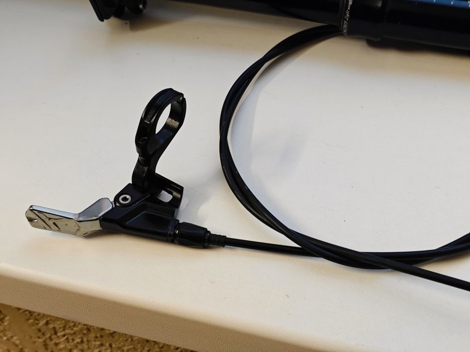 Підсиділ, дропер Tranzx від велосипеда Cube з виносною монеткою