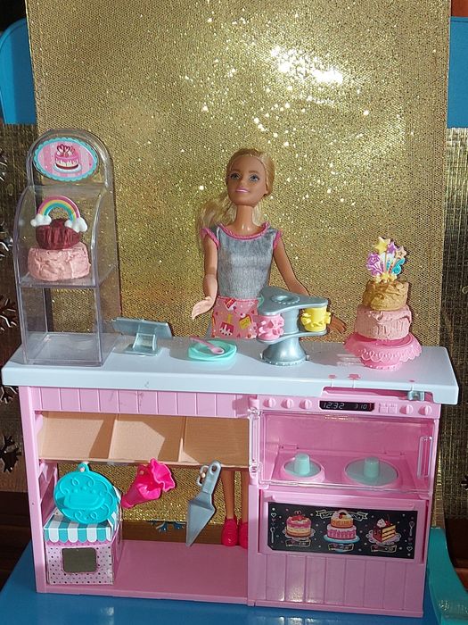 BARBIE artystyczna pracownia wypieków GFP59 Mattel  3+