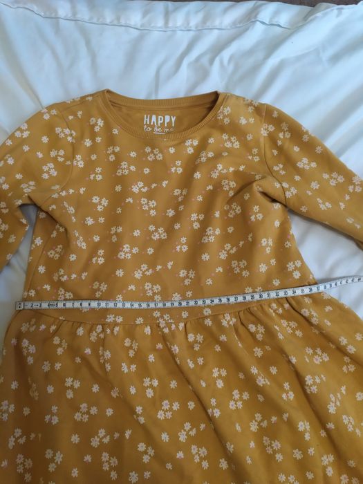 Плаття в квітковий принт. Розмір :орієнтовно 6-8р залежно від дитини.Т