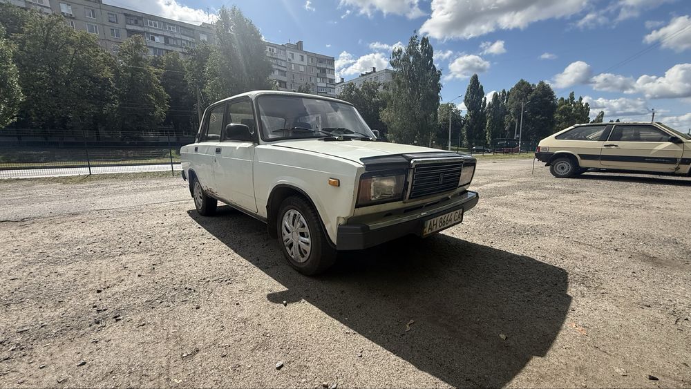 Продам ваз 2107