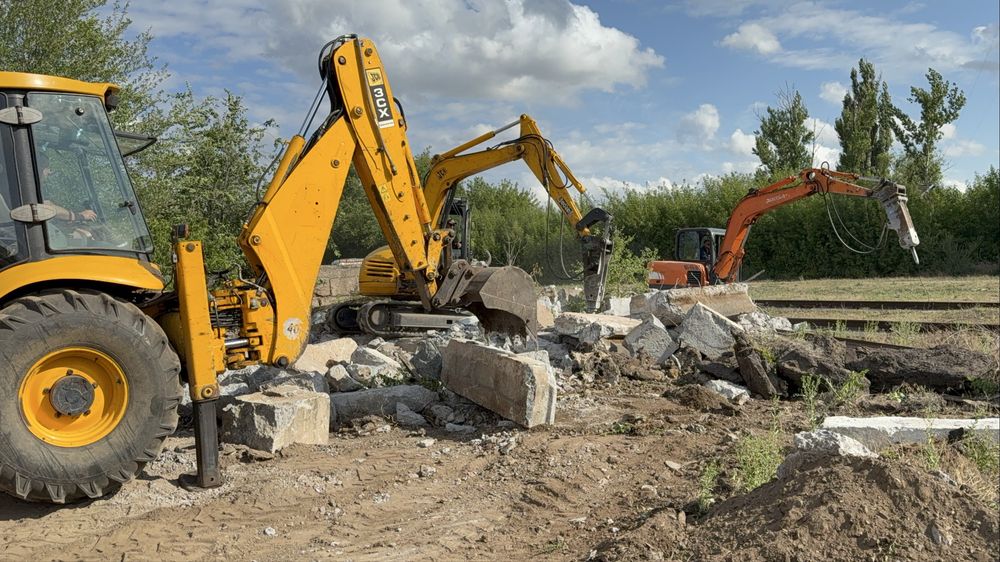 Услуги мини экскаватора погрузчик гидромолот самосвал
