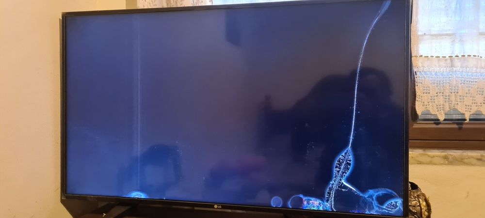Televisor LG 43LH500T para peças ou reparar