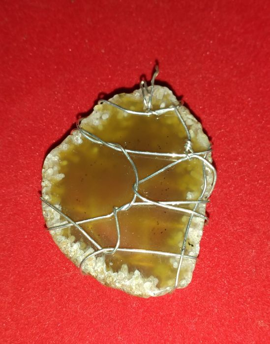 Pendente de ágata irregular polido