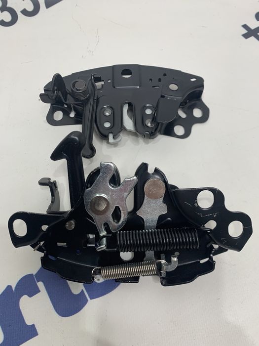 Замок капота nissan rogue, x-trail 2014, 2016, 2017, 2019