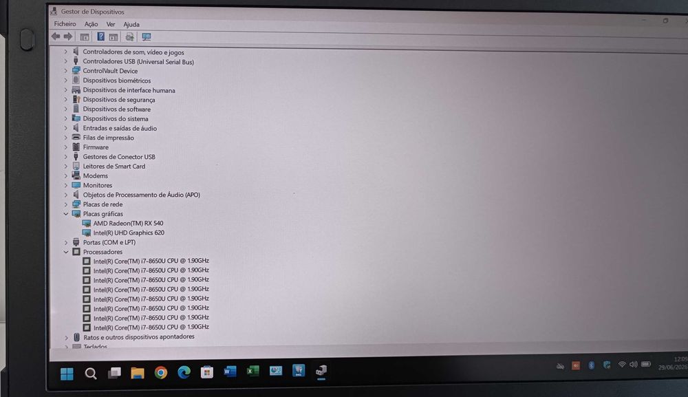 Dell Latitude 14 5420 Rugged - Ecrã 14 FHD - Core i7 quadcore - 32GB RAM - Robusto