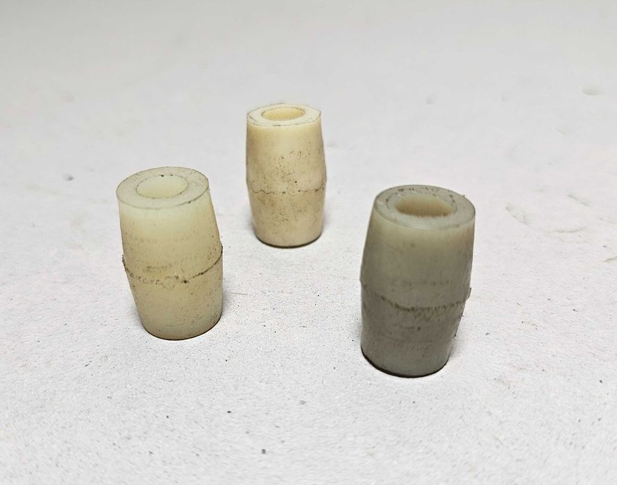 Tulejka z tworzywa sztucznego (poliamidowa) 10 sztuk